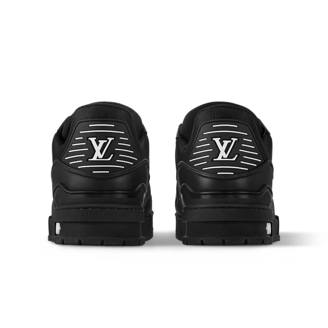 LVV MONOGRAM TRIPLE BLACK